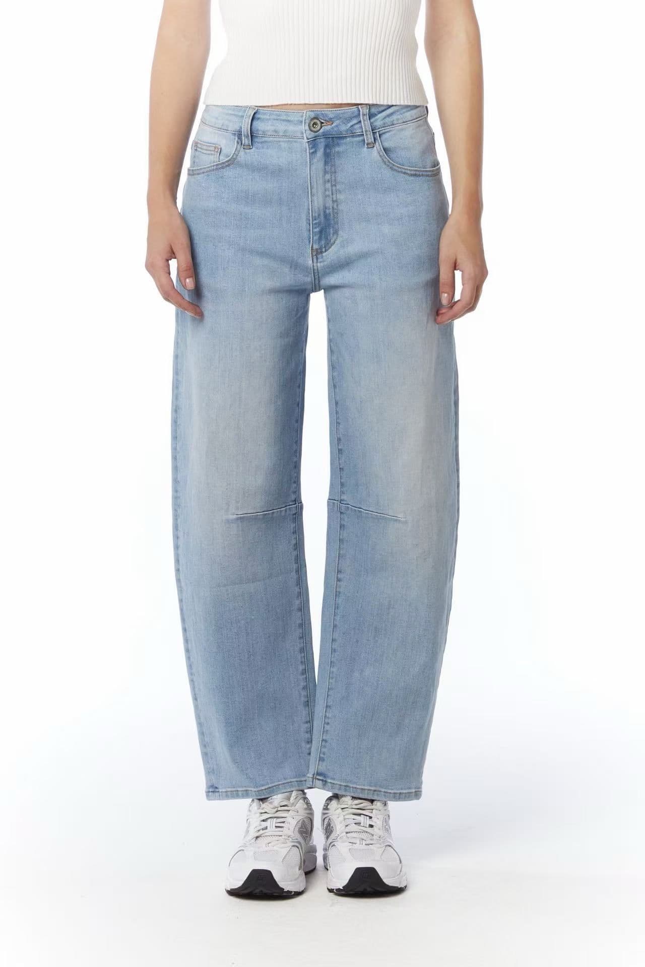 Jeans — 40032