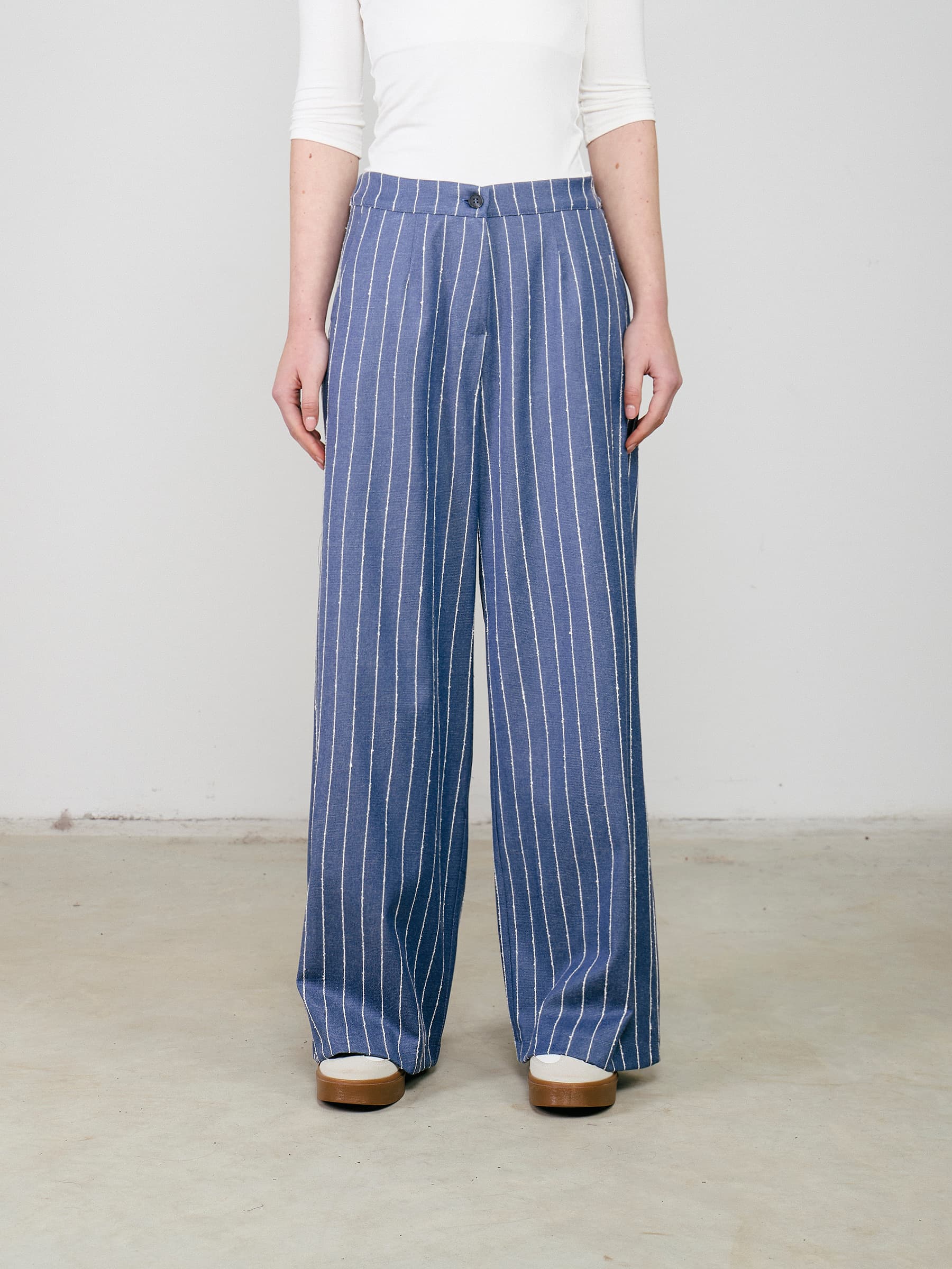 Pantaloni — 48039 — B.JEANS