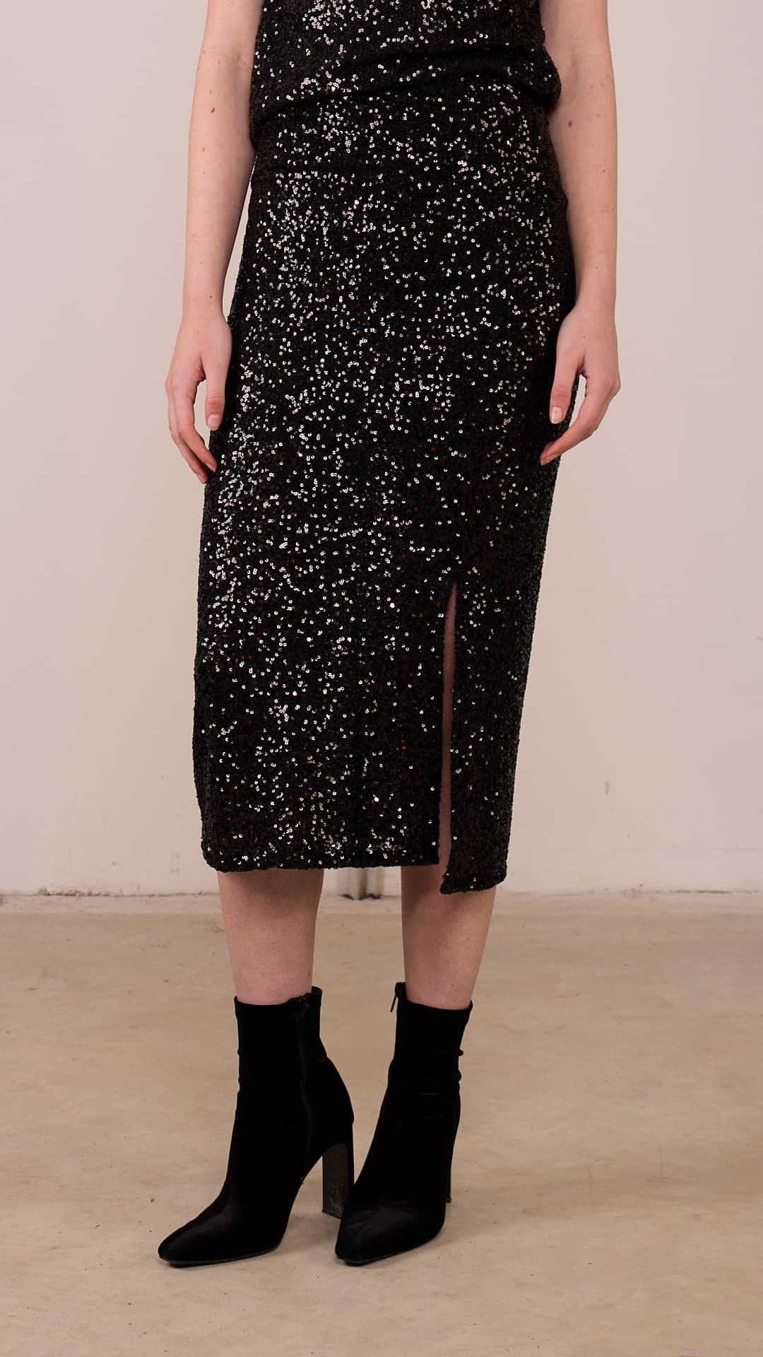 Gonna — 39031 — MARRONE
