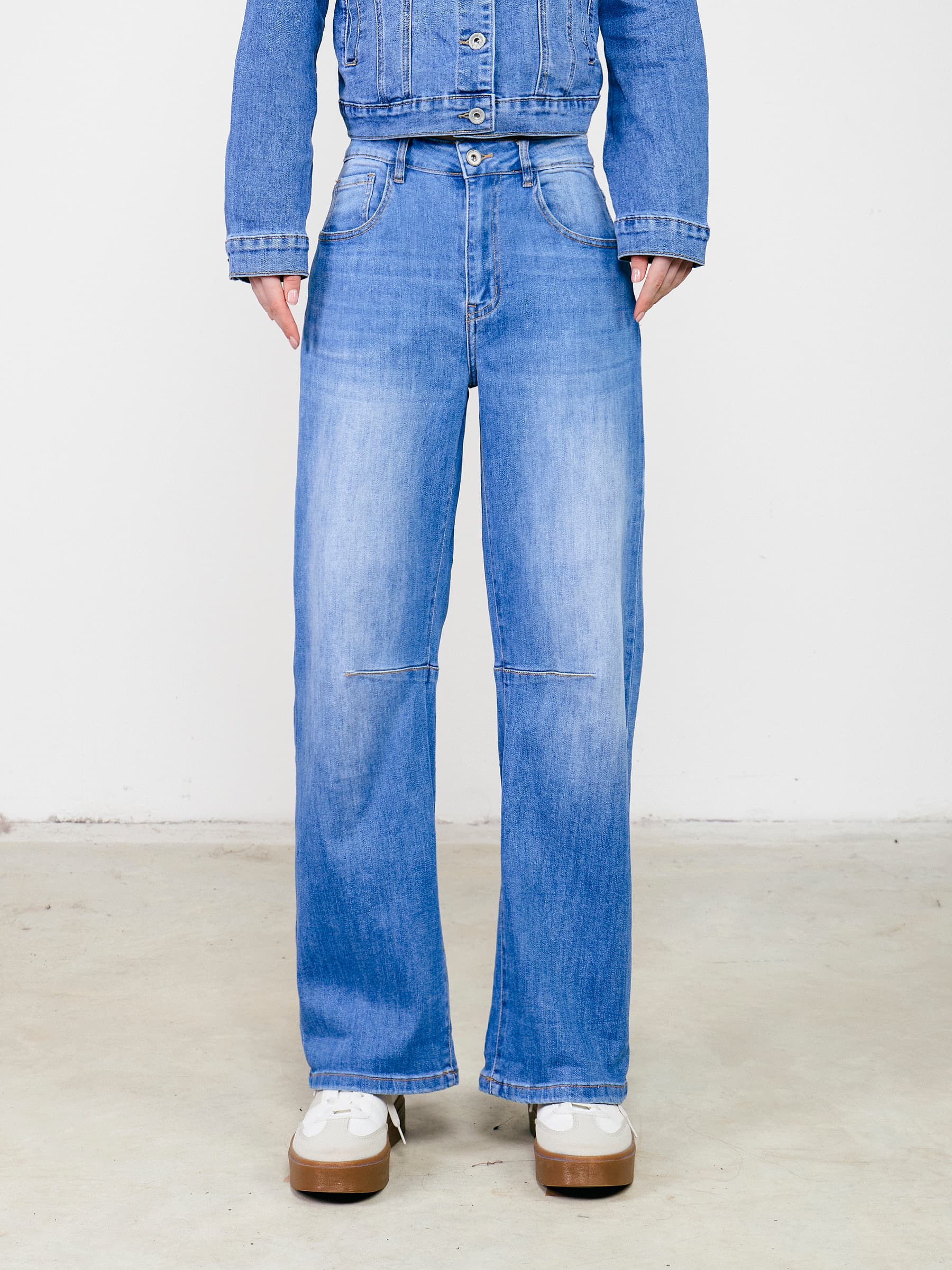 Jeans — 39031
