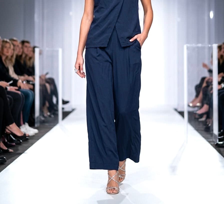 Pantaloni — 28022 — BLU