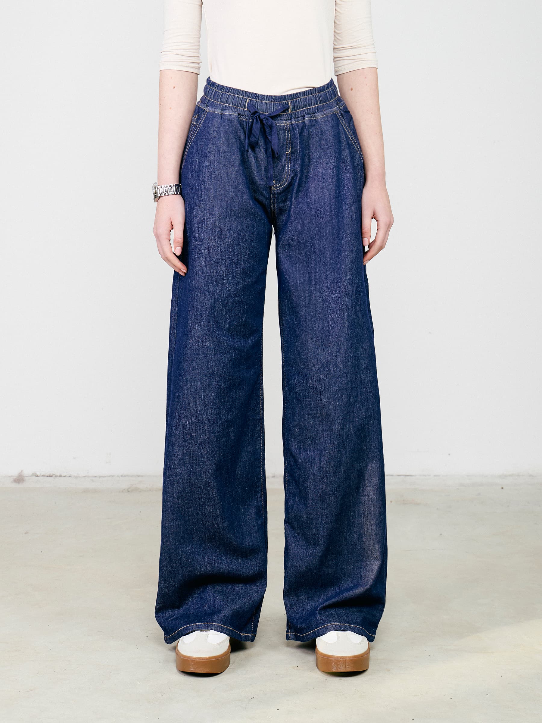 Jeans — 38030